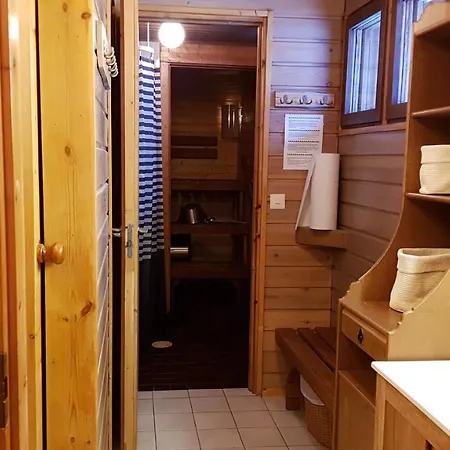 Seita Moekki, Holiday home