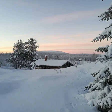 Seita Moekki, Tatil Evi *